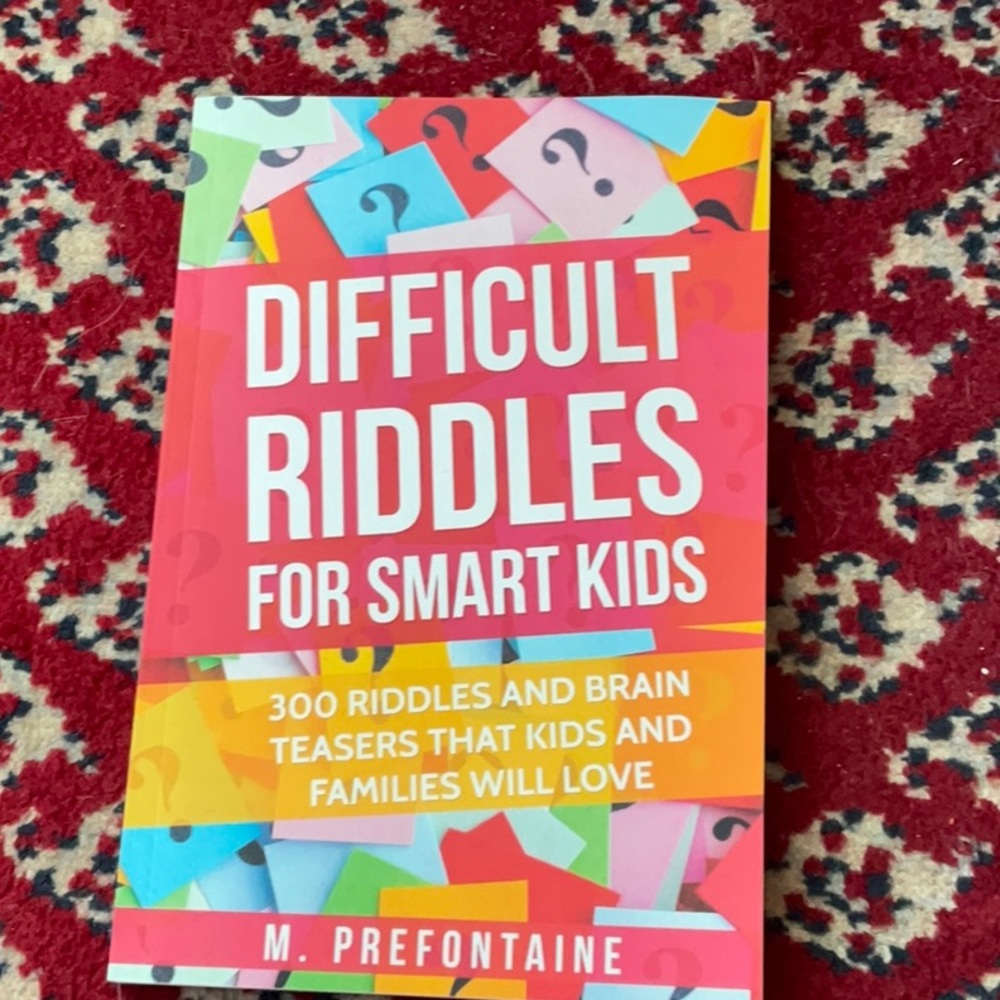 DIFFICULT RIDDLES FOR SMART KIDS funny joke book 300 riddles+teasers+jokes ⭐️